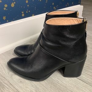Nisolo Dari black commuter heeled boots size 8.5